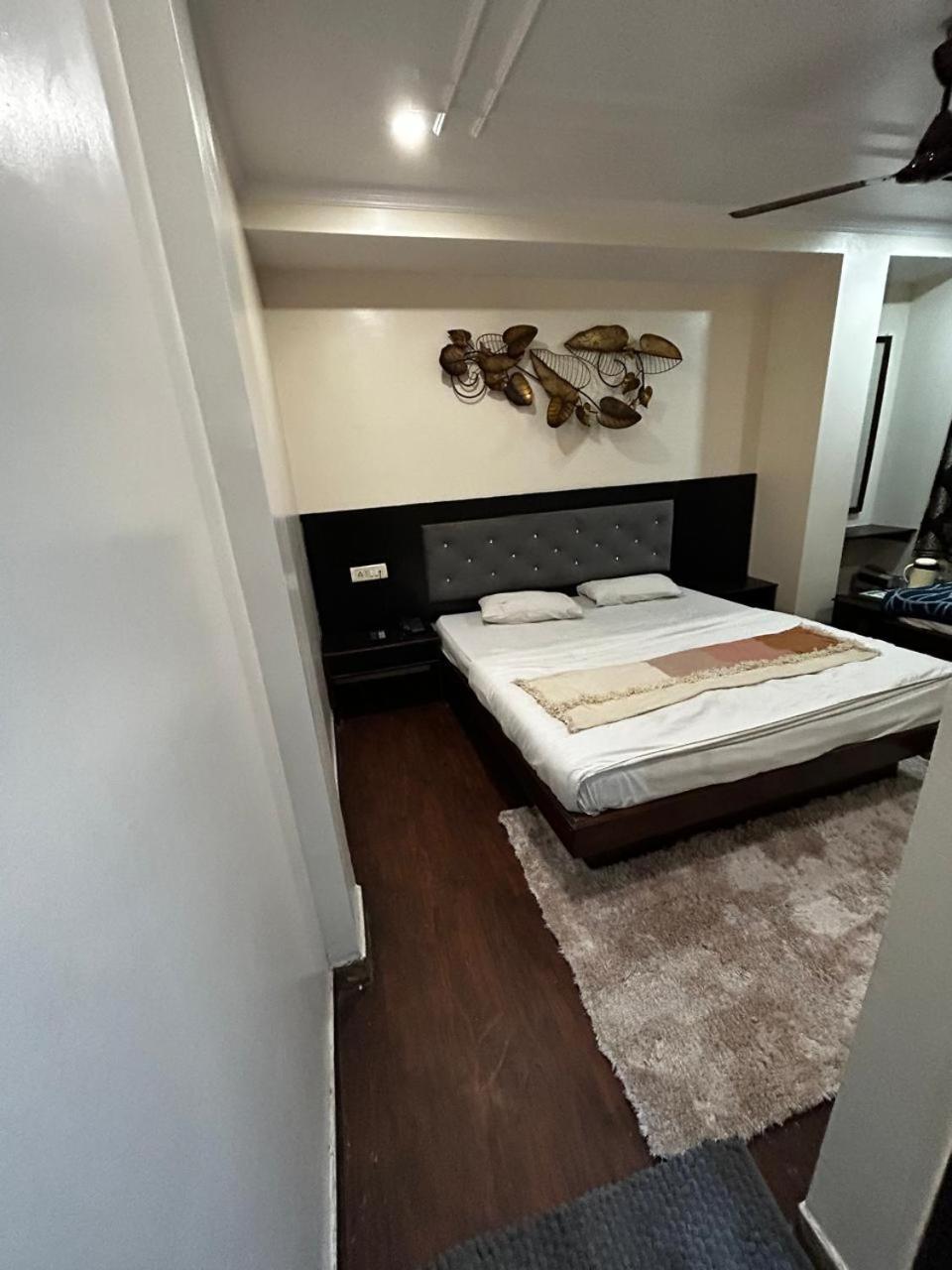 Family Hotel By Pg International نيودلهي المظهر الخارجي الصورة