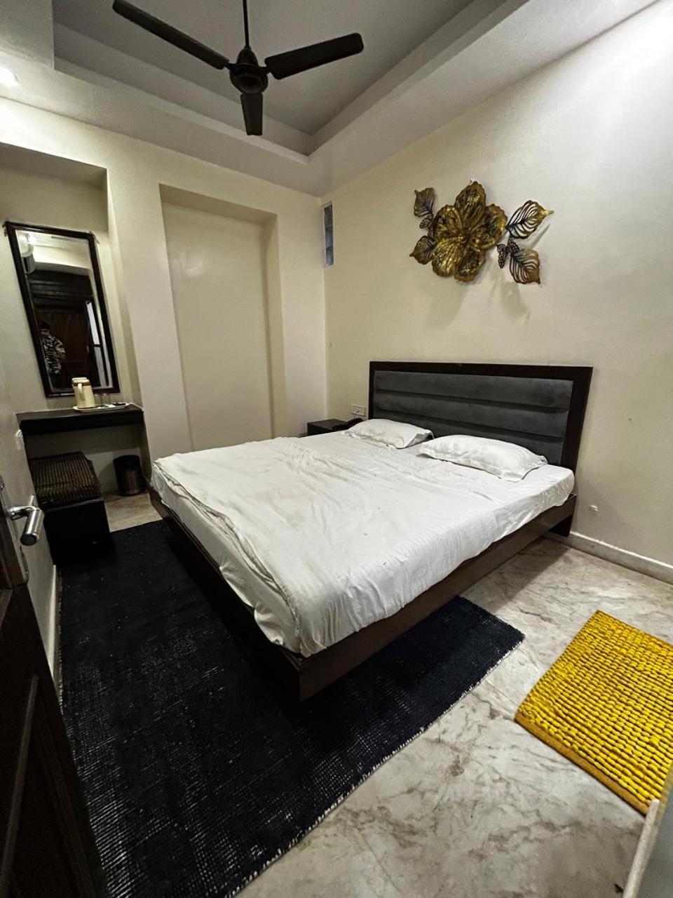 Family Hotel By Pg International نيودلهي المظهر الخارجي الصورة